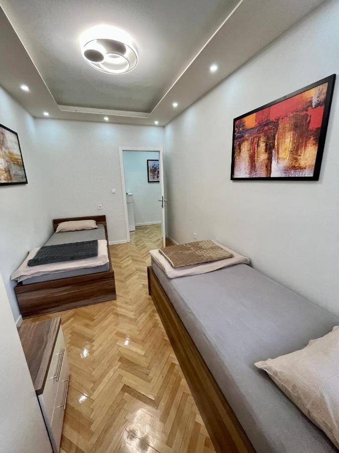 Apartment Square Sarajevo Ngoại thất bức ảnh